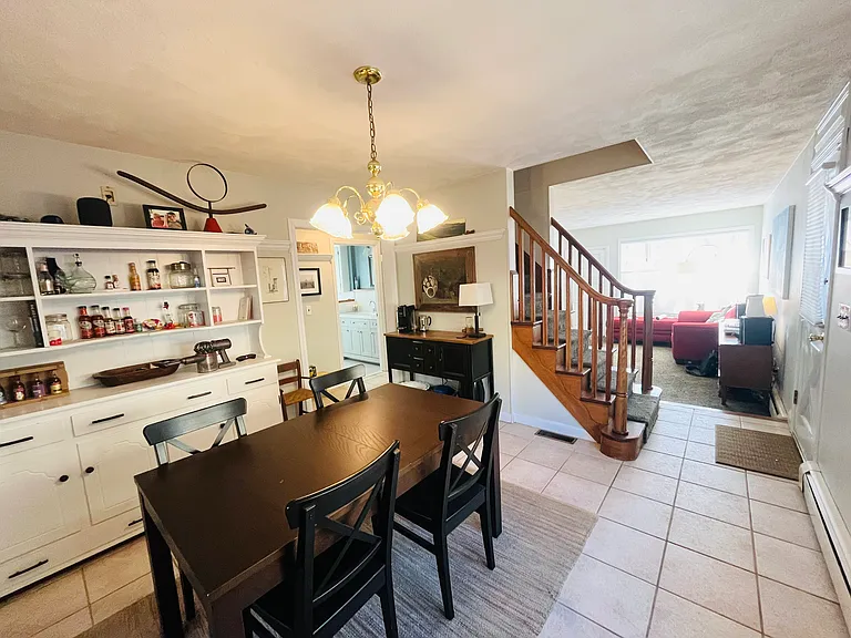 91 Galileo Ave — Photo 2