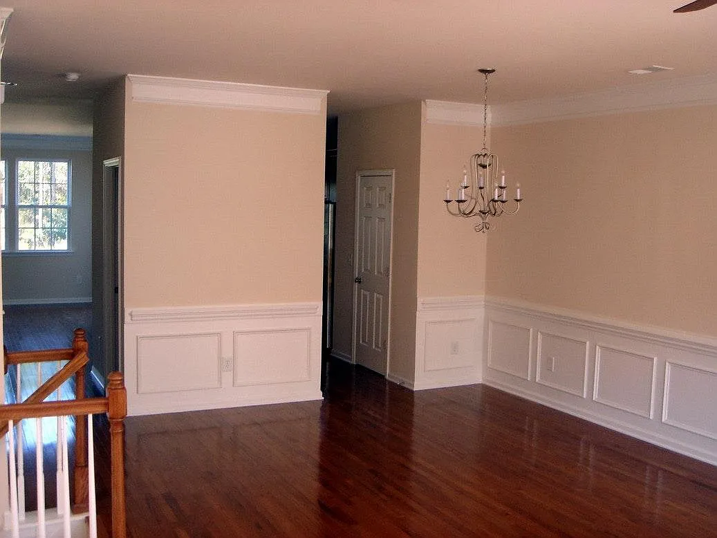 3 bed, 2500 sqft, $3,600 — Photo 3