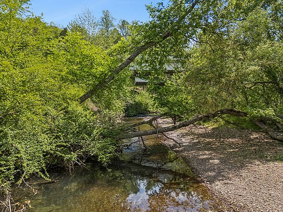 95th image of 2461 Bodenham Rd