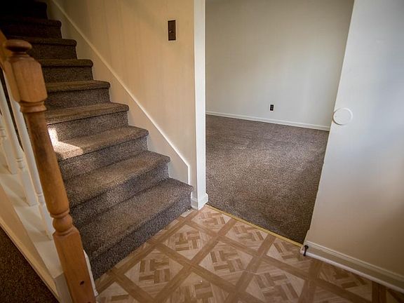 2nd image of 1382 Swift Creek Ln