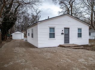 318 S 3rd St, Lindsborg, KS 67456
