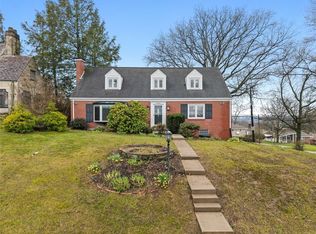 25 Carleton Dr, Pittsburgh, PA