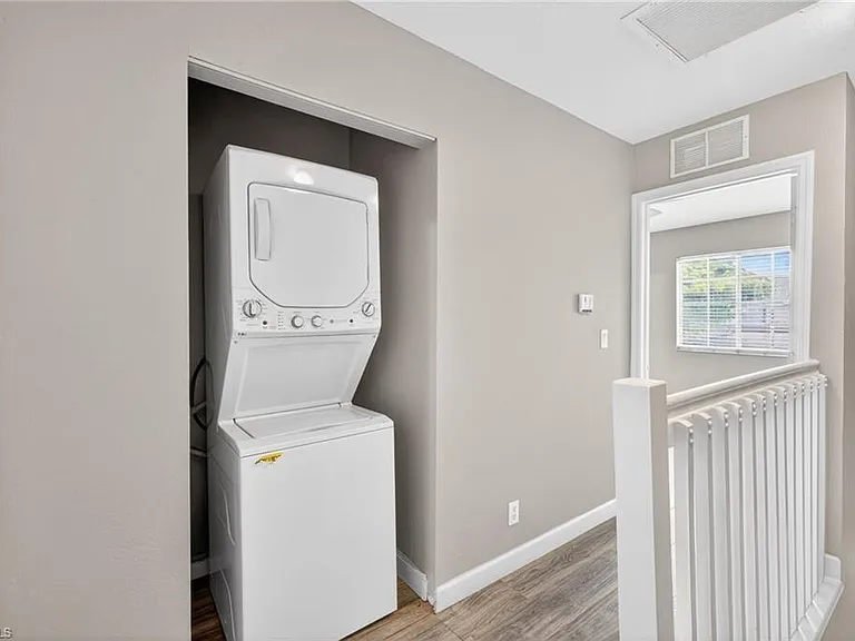 8289 Pacific Beach Dr — Photo 17