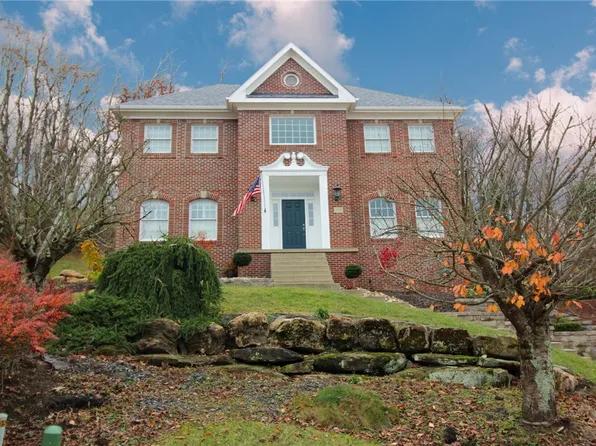 206 Constitution Ct, Washington, PA 15301