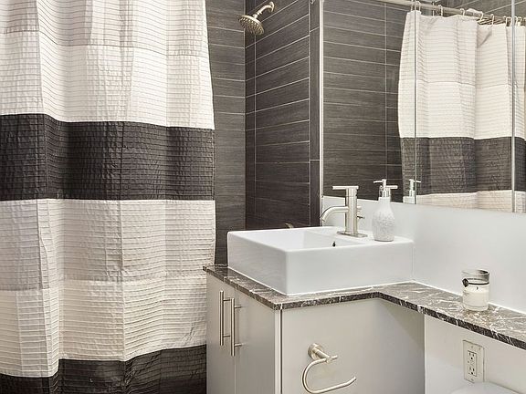 5th image of 5-49 Borden Ave #C2