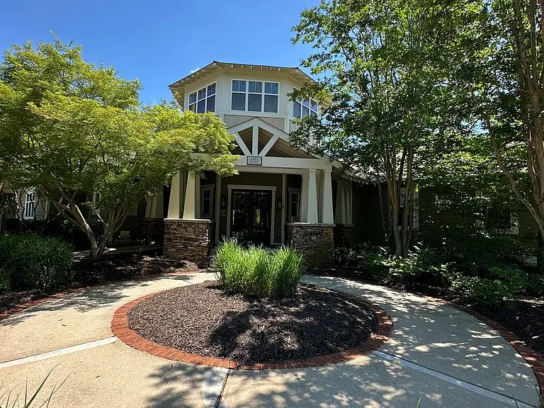 1855 Candlewood Ct #207 — Photo 10