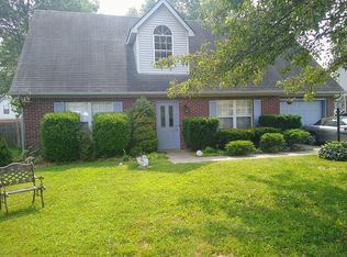 4205 Glenbrook W, New Albany, IN 47150