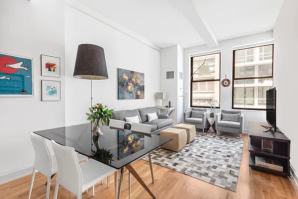 Sold by Compass | media 9