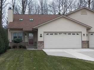 4226 Ray St, Manitowoc, WI 54220