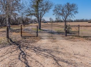 1600 County Road 484, Elgin, TX 78621