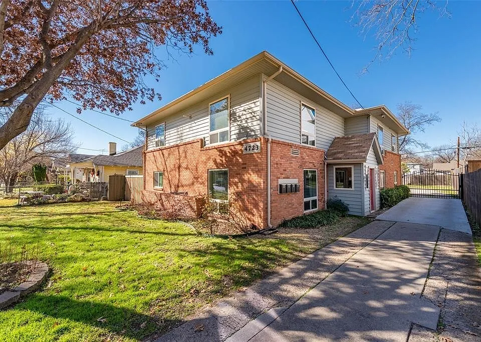 4723 Victor St #1B1B