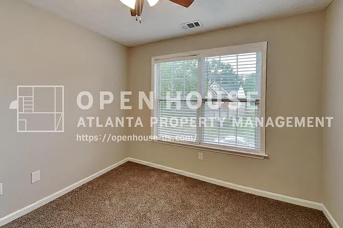 1357 Glenover Way — Photo 15