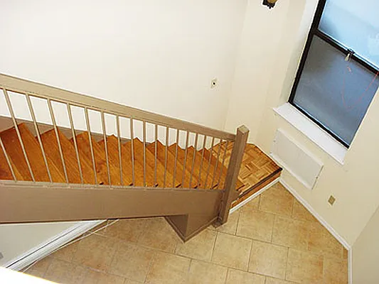 Rented by Awaye Realty Management LLC | media 27
