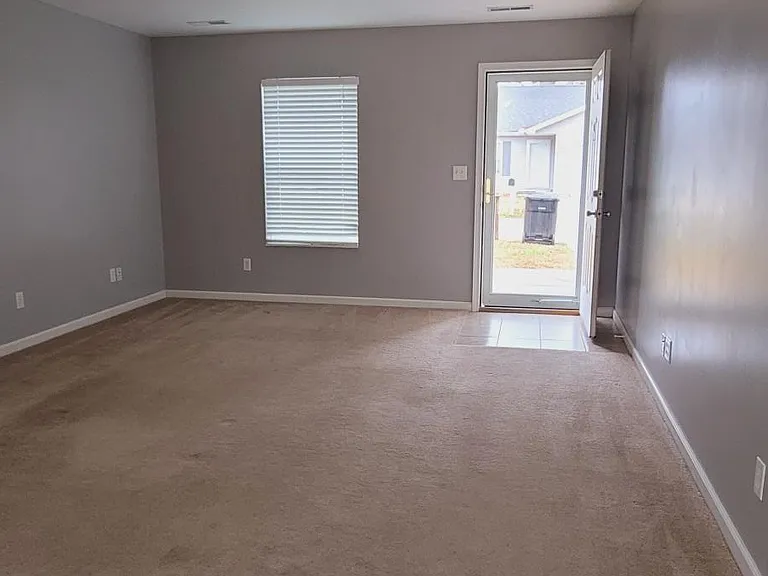51 Fox Hollow Dr #51 — Photo 13