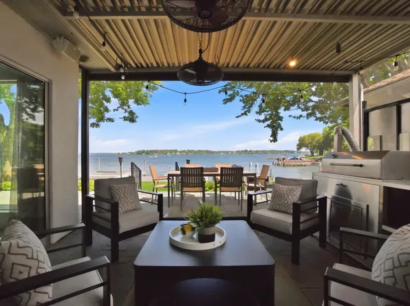 1609 Schooner Point, Willis, TX 77318