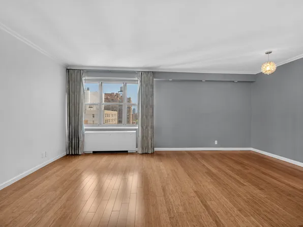 205 3rd Avenue image 6 of 13