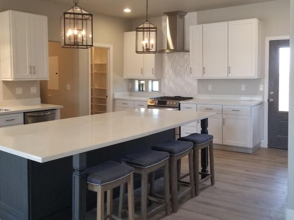 1795 E Moonflower Ln