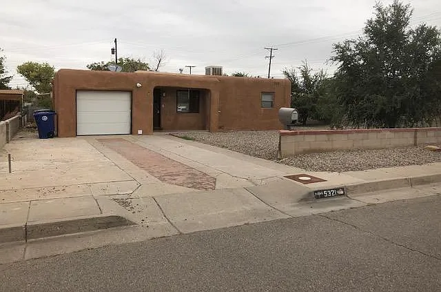 5321 El Encanto Pl NE — Photo 1
