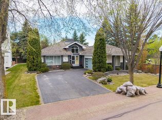 38 W Point Wynd NW, Edmonton, AB T5T5N5