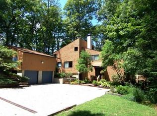 5229 Oakhill Ln, Cincinnati, OH 45247