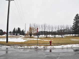 17 Lois Dr #17, Reedsburg, WI 53959