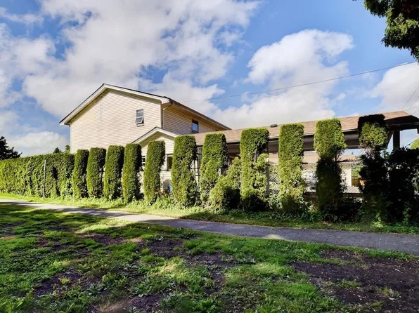 6426 Williams Rd, Richmond, BC V7E 1K5