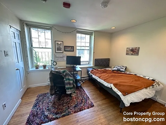 Studio, 1.0 bath, $2,000 — Photo 1