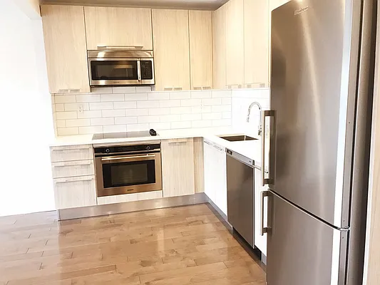 Rented by NY Space Finders Inc. | media 23