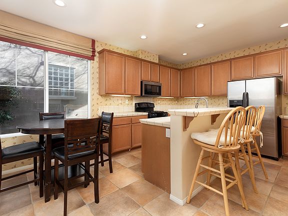 4th image of 27511 Weeping Willow Dr