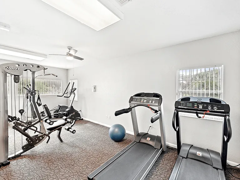 Park Avenue Villas — Photo 18