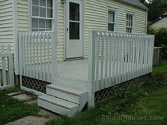 Deck off rear of home