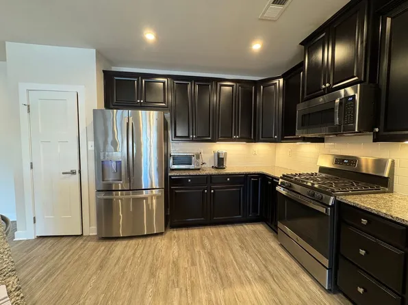 5723 Meadowood St Unit 202, New Market, MD 21774