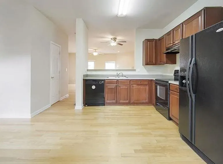 2251 Landing Ridge Dr — Photo 9