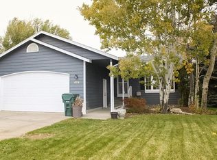 879 Adobe Dr, Billings, MT 59105