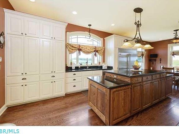 5th image of 11212 Laurel Hill Rd