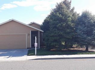 8208 Whidbey Dr, Pasco, WA