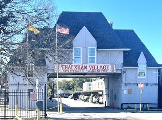 8200 Broadway St APT 806, Houston, TX 77061