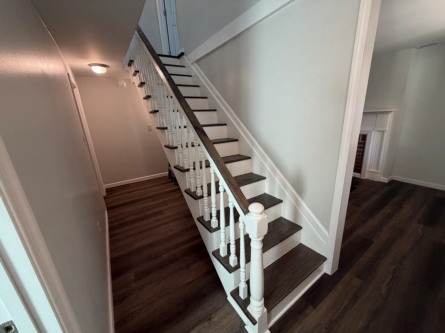4 bed, 1400 sqft, $2,000 — Photo 2