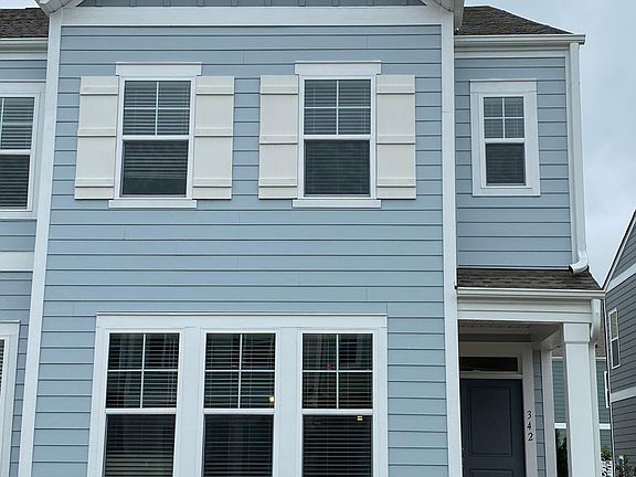 3rd image of 342 Ladybird Ln