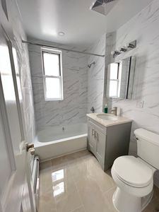 106 Kings Hwy, Brooklyn, NY, 11214