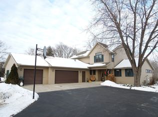 N8603 Lakeshore Dr, Fond Du Lac, WI 54937
