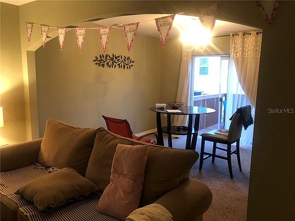 5th image of 3803 Hampstead Ln