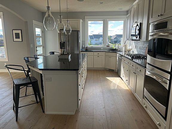 5th image of 6146 W Bay Ct