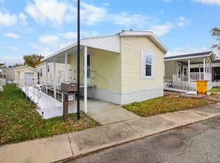 197 Jay St, Dearborn Heights, MI 48127