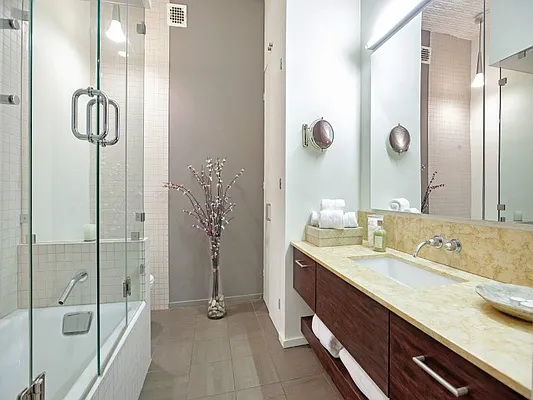 Sold by Sotheby's International Realty | media 15