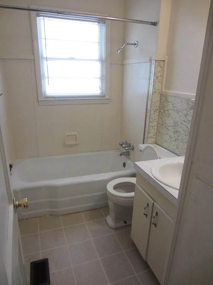 3 Bedroom/1 Bath Home — Photo 3