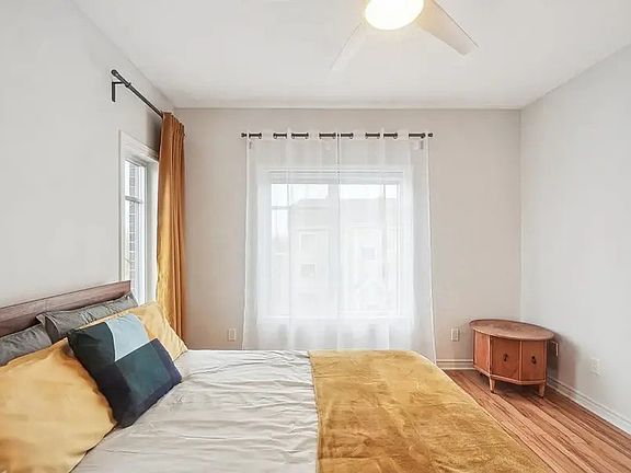 4th image of 2821 E Kiest Blvd