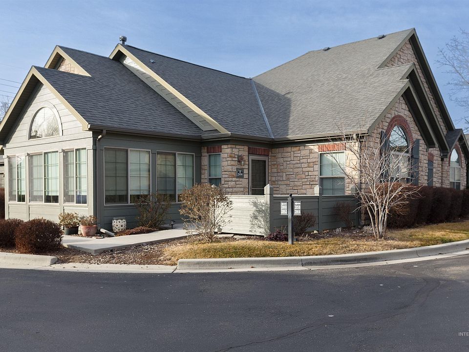 1st image of 2858 N Cloverdale Rd