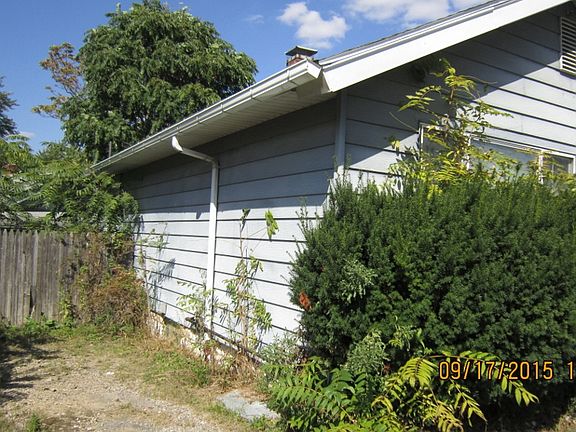 4th image of 940 E Indianola Ave