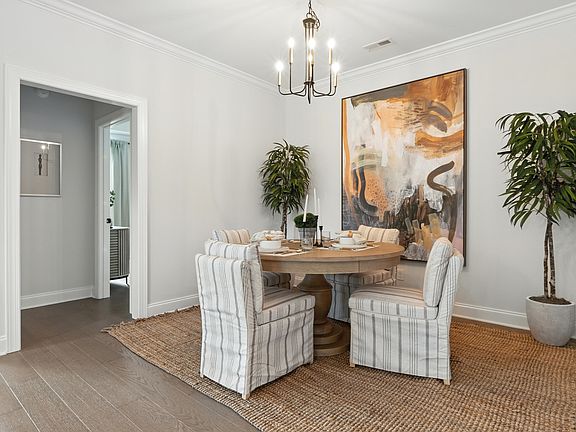 5th image of 7829 Lemonade St